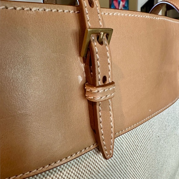 Yves Saint Laurent Medium East West Bi-color Linen Canvas Shopper Tote - Picture 11 of 14